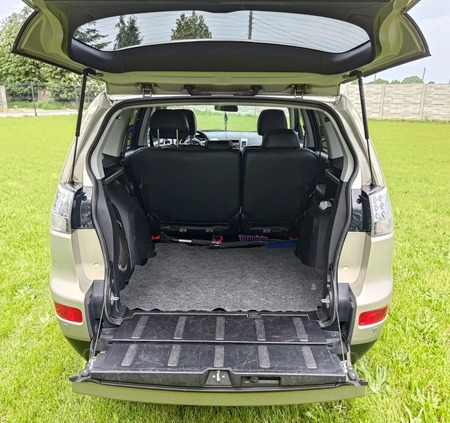 Mitsubishi Outlander cena 27000 przebieg: 252166, rok produkcji 2008 z Józefów małe 121